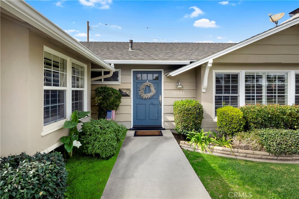 12041 Montecito Road Property Photo