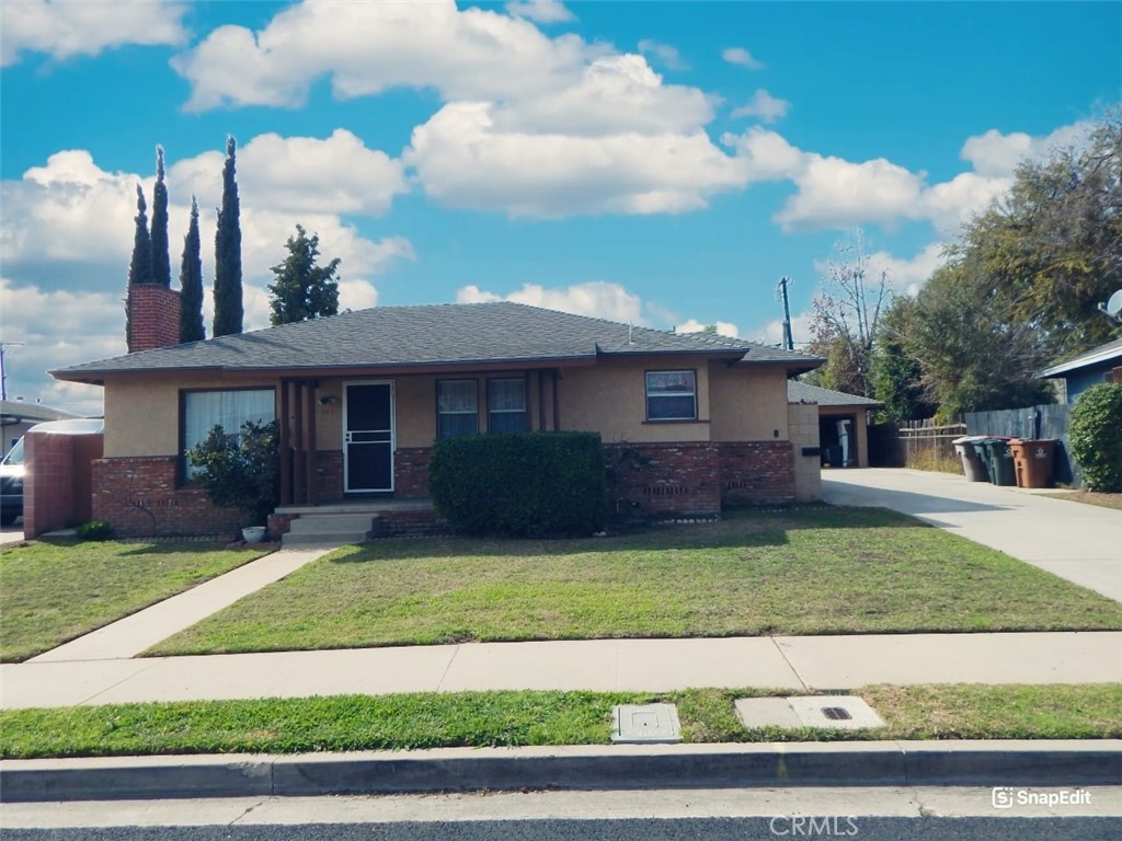527 S Orange Avenue Property Photo