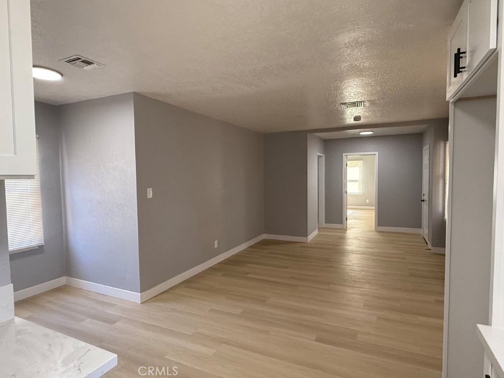 3015 Serrano Road Property Photo 11