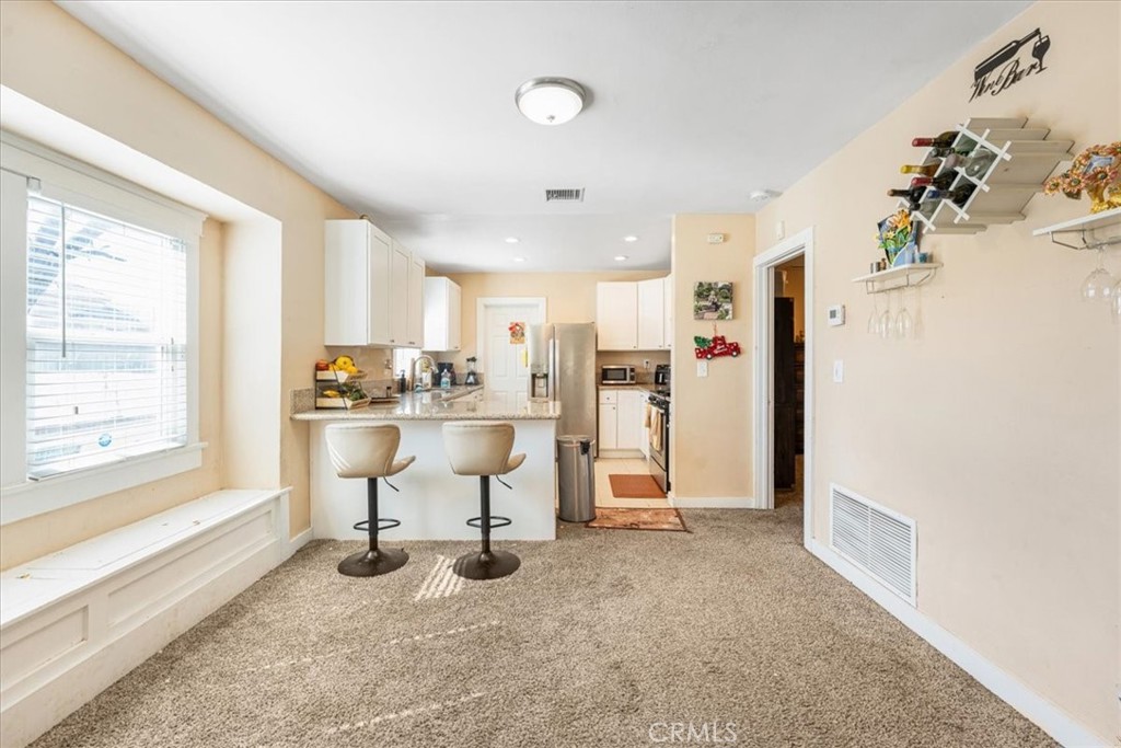 3040 N F Street Property Photo 12