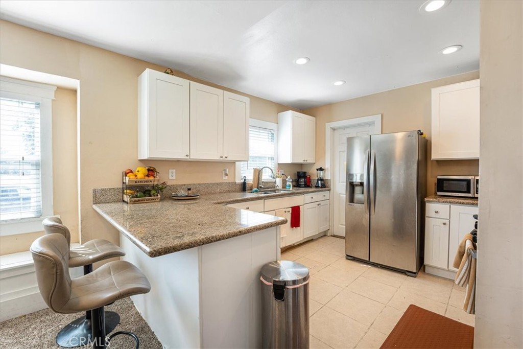 3040 N F Street Property Photo 15