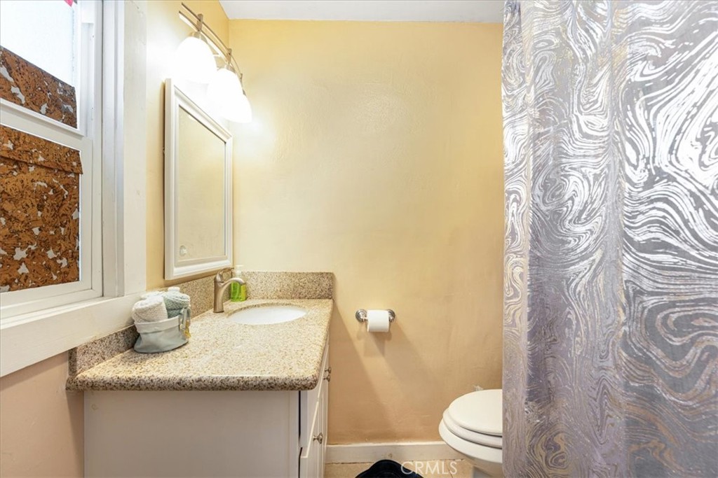 3040 N F Street Property Photo 21