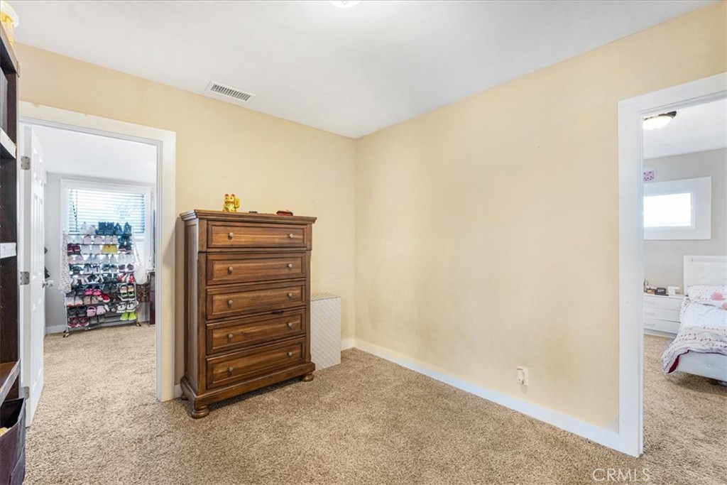 3040 N F Street Property Photo 25