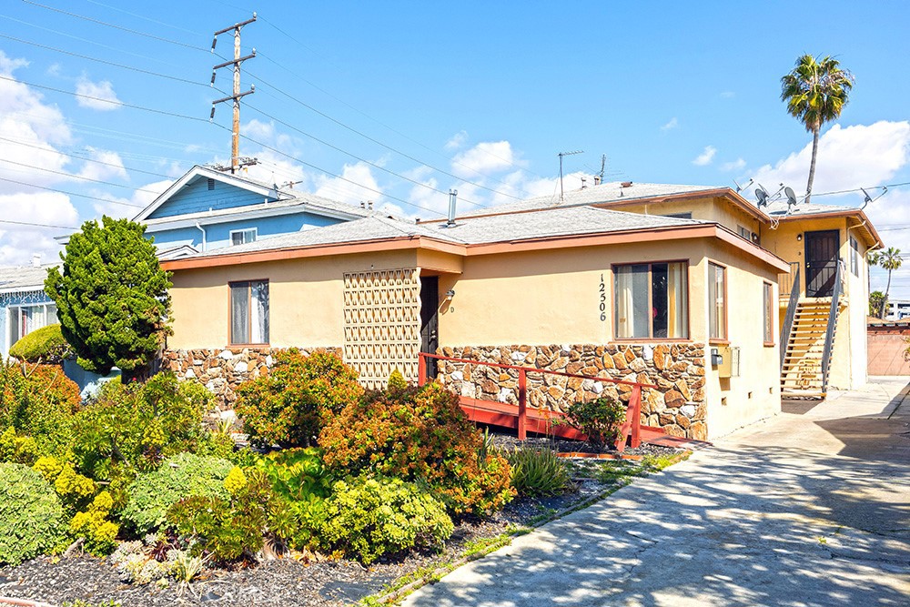 12506 Kornblum Avenue Property Photo