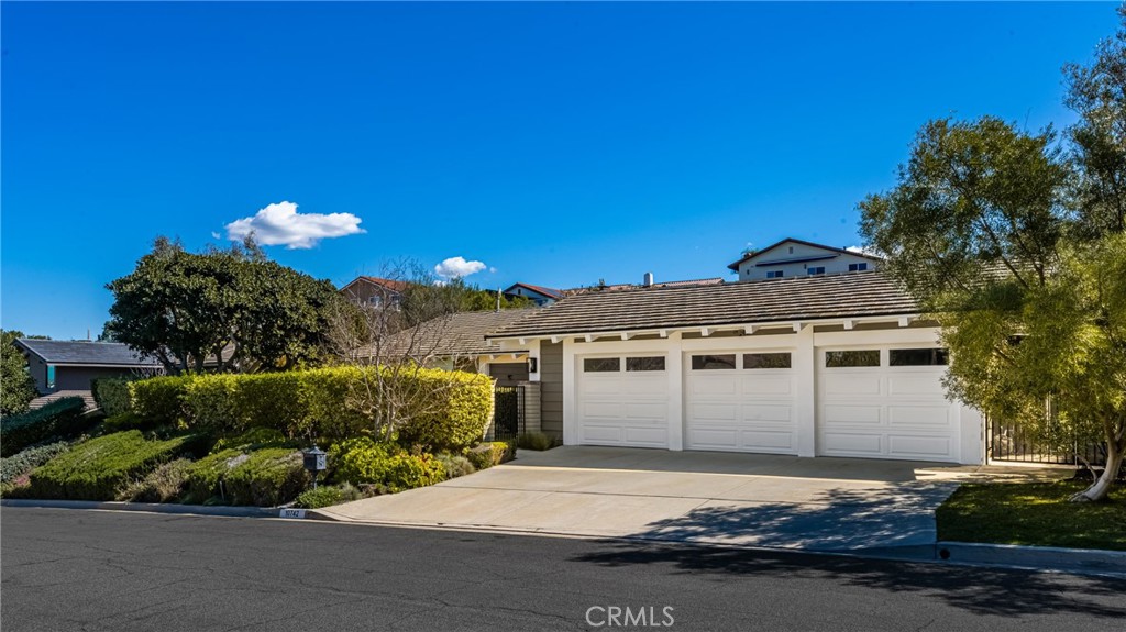 10742 Brighton Drive Property Photo