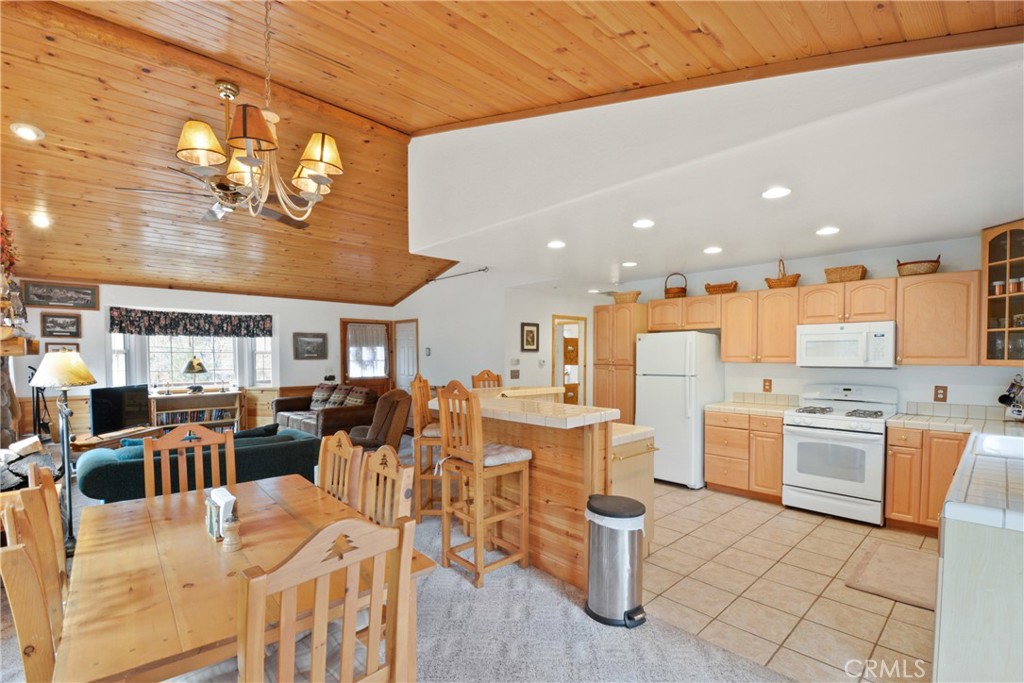 1030 Jasper Drive Property Photo 7