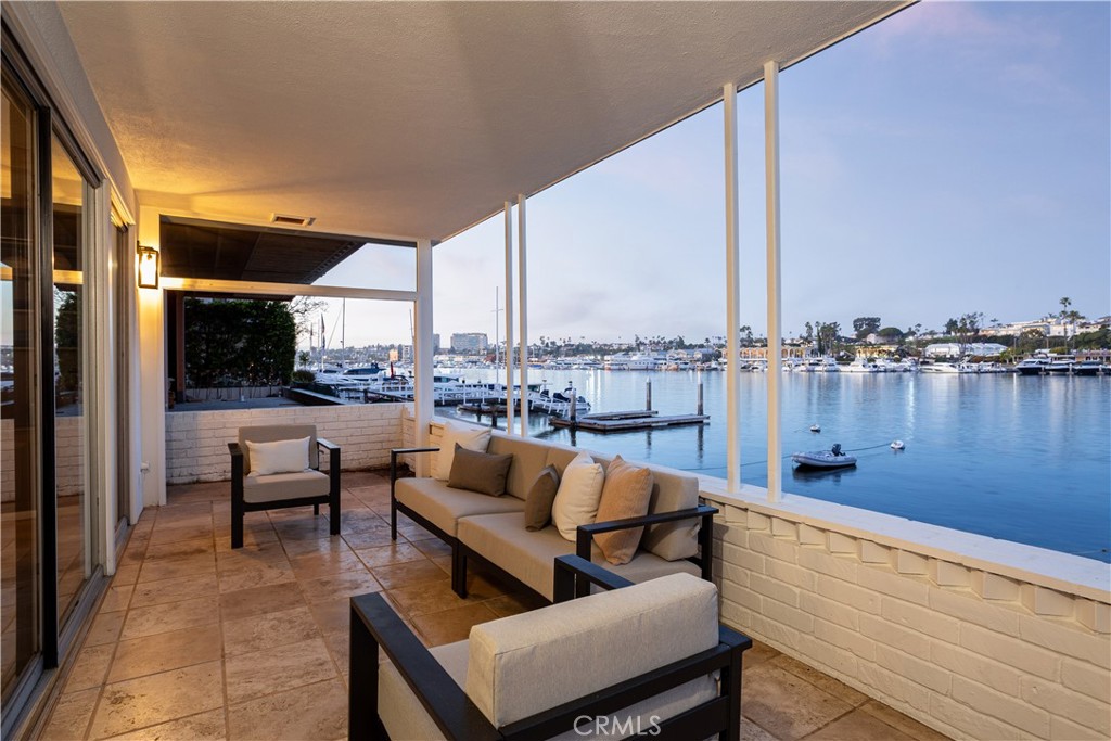 310 Via Lido Nord Property Photo 3