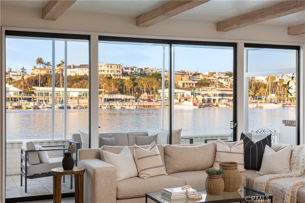 310 Via Lido Nord Property Photo 8