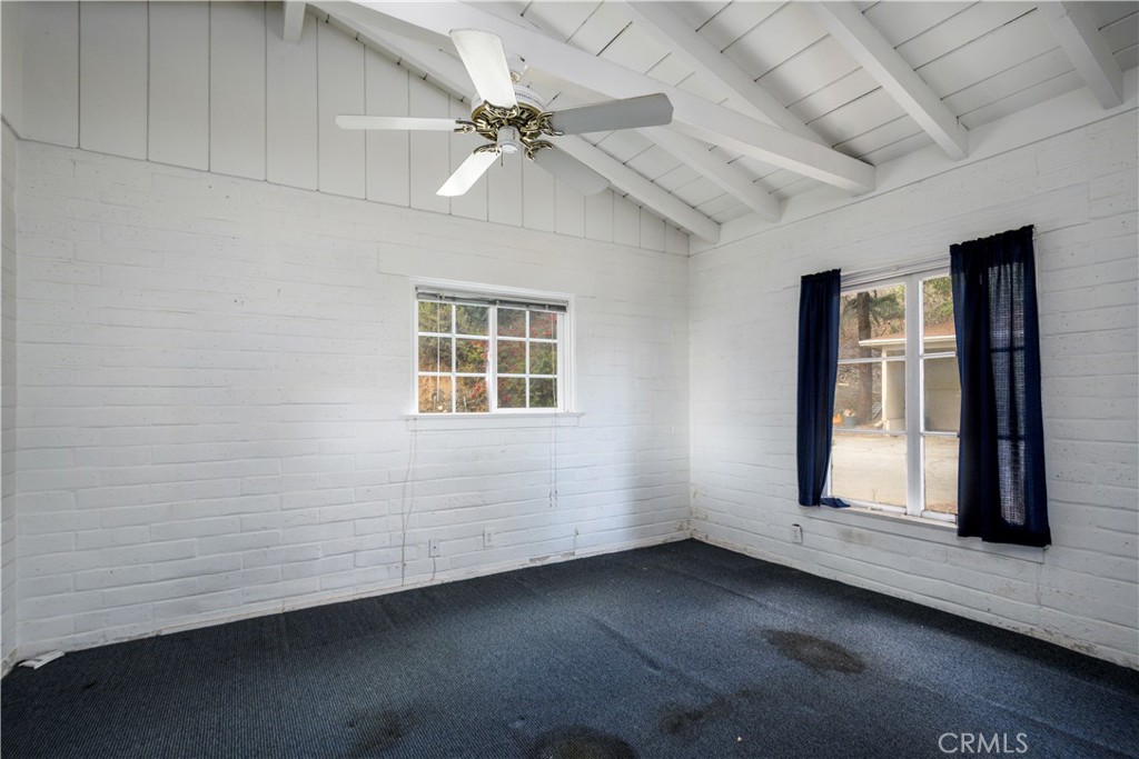 121 Furlong Lane Property Photo 8