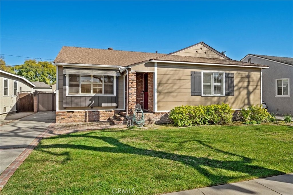 3628 Ostrom Avenue Property Photo