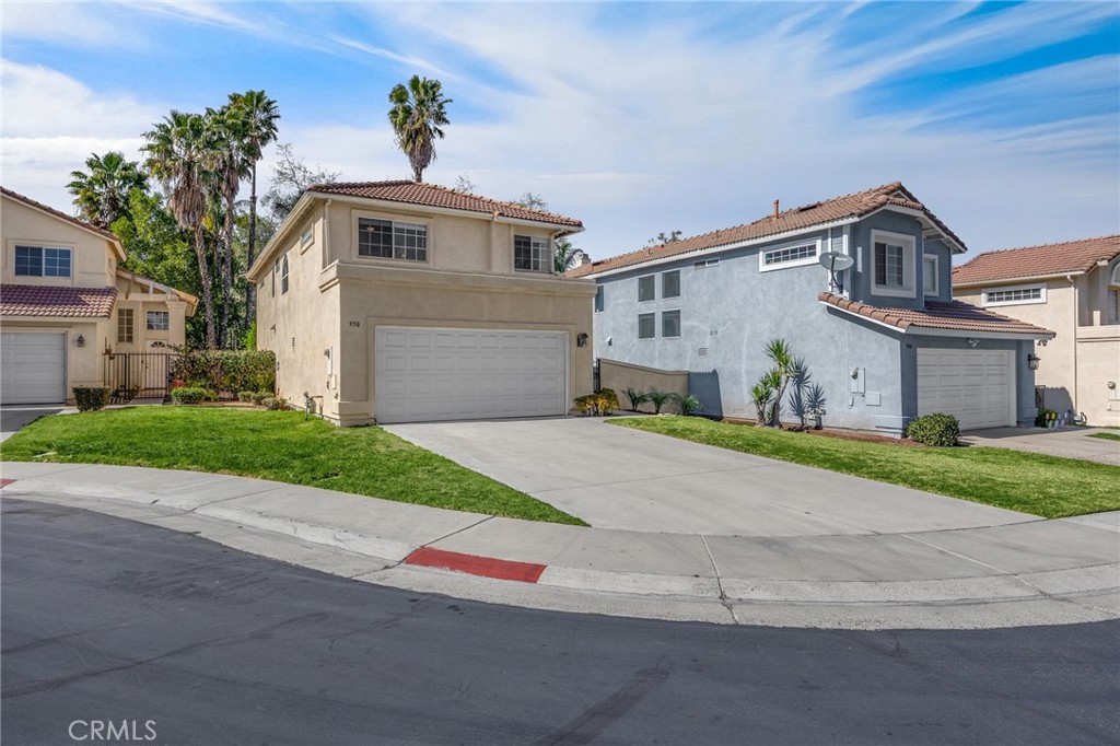 950 La Palma Circle Property Photo