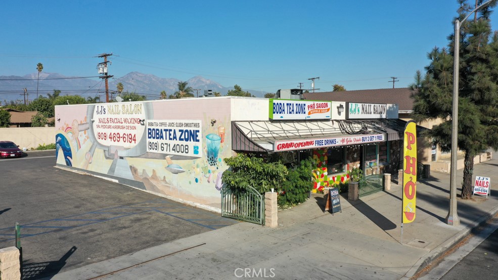961 E Mission Boulevard Property Photo 1