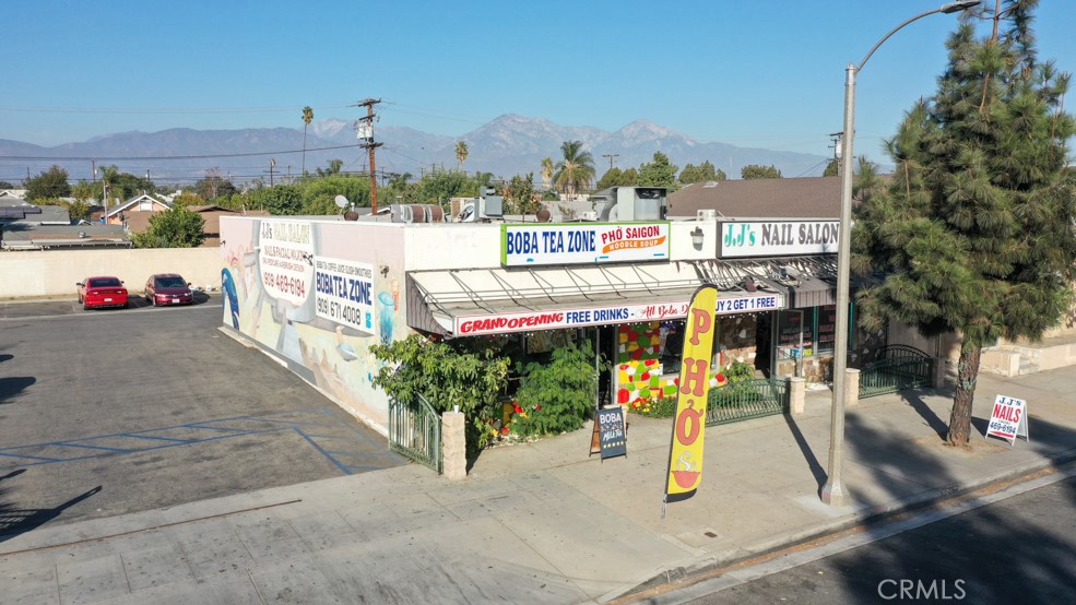 961 E Mission Boulevard Property Photo 2