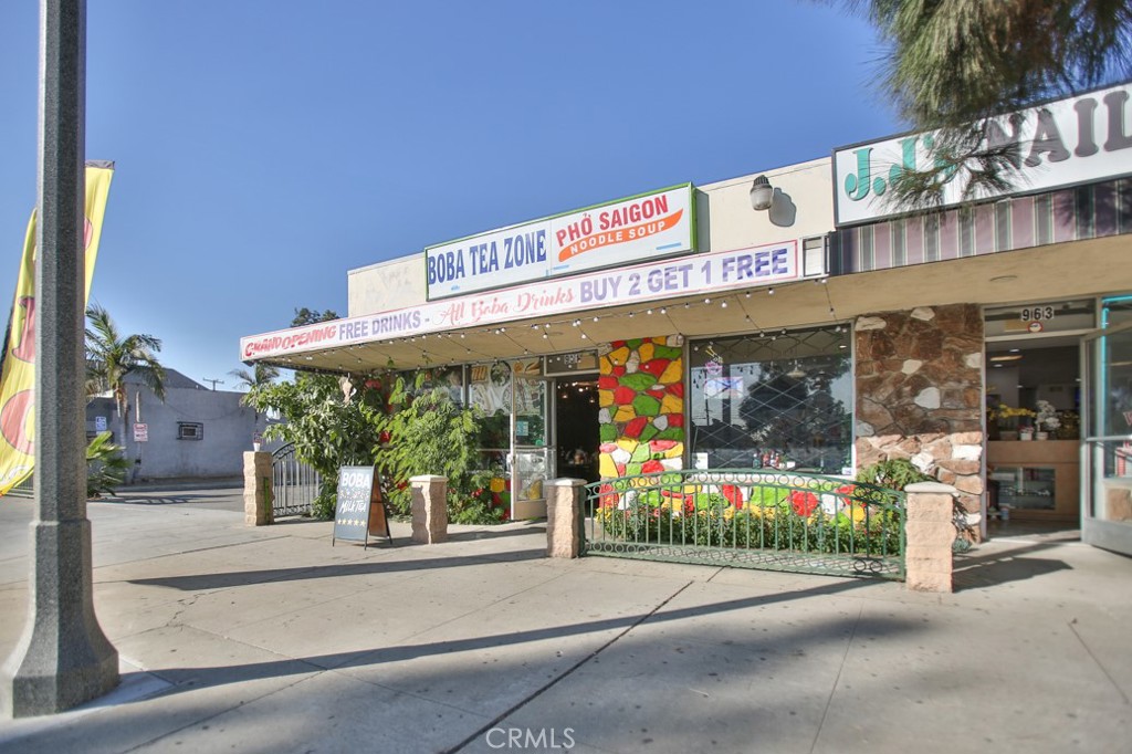 961 E Mission Boulevard Property Photo 15