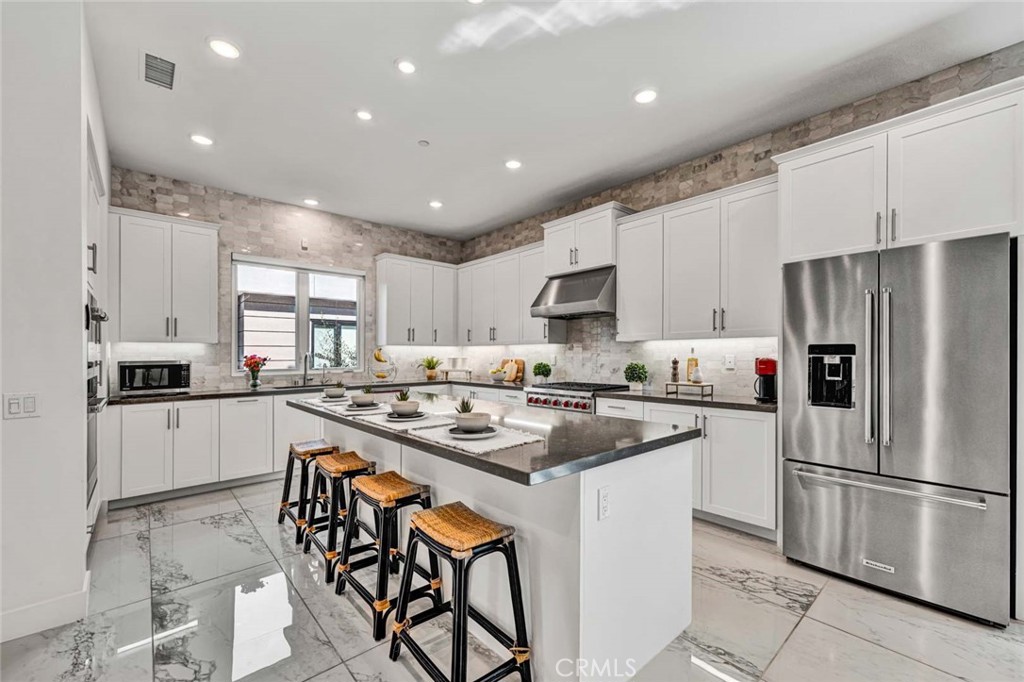16332 Dawn Way Property Photo 1