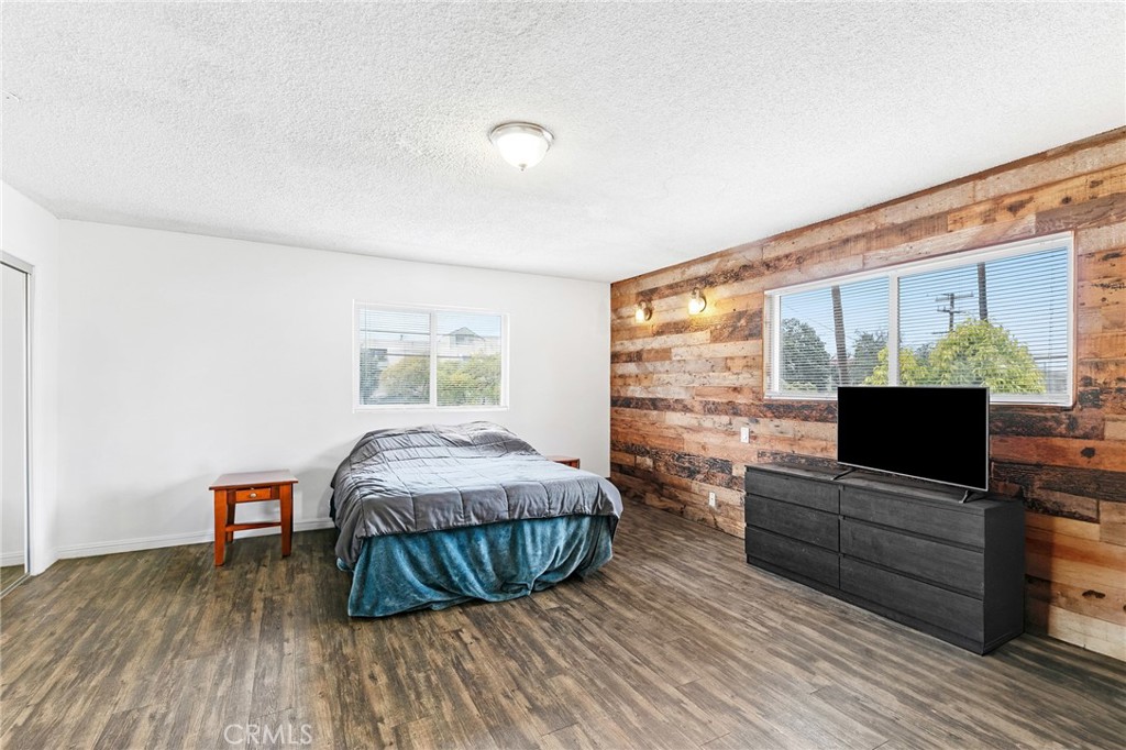 600 Almond Avenue Property Photo 8