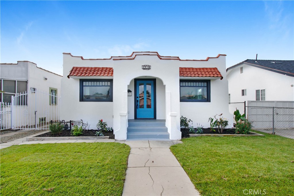 2538 Palm Place Property Photo