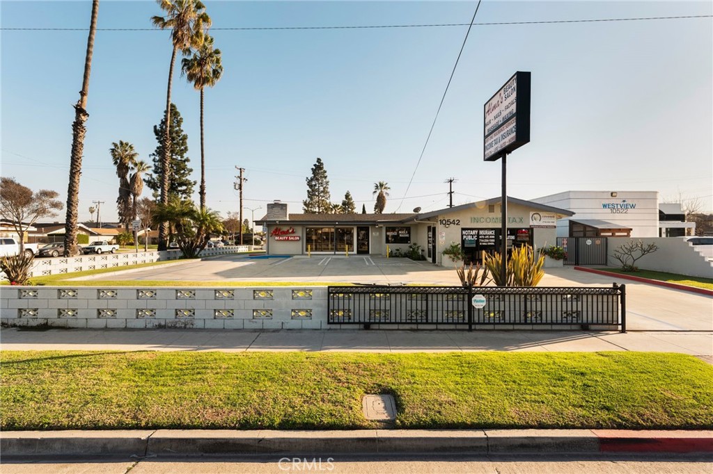 10542 Katella Avenue Property Photo