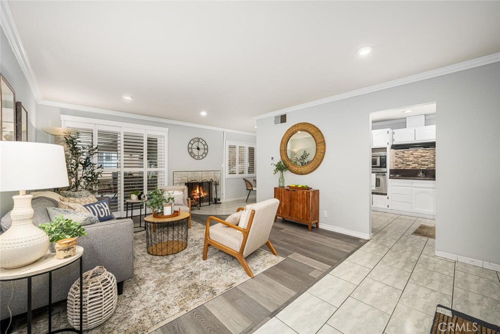 8931 Sumner Place Property Photo