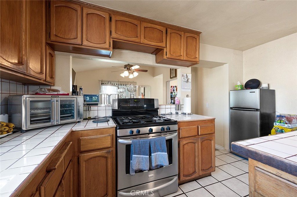 27447 Cypress Street Property Photo 11