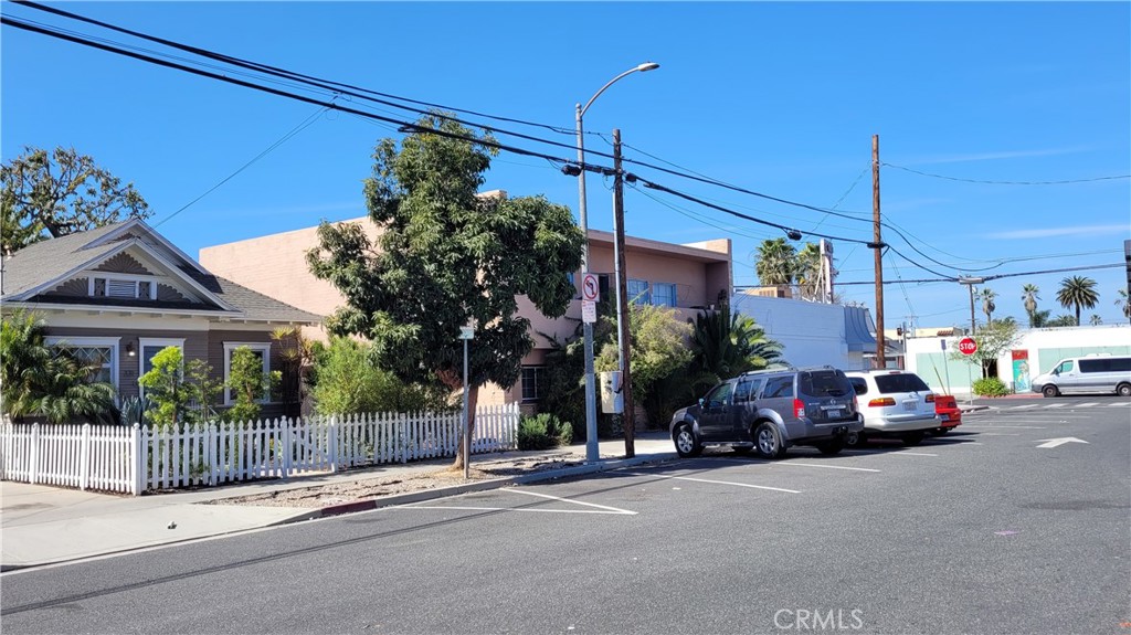 341 Bonito Avenue Property Photo 1