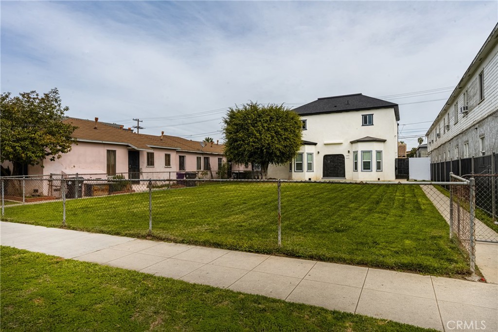 1606 Chestnut Avenue Property Photo