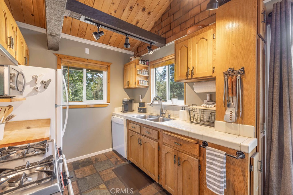 1254 S Sheephorn Road Property Photo 16