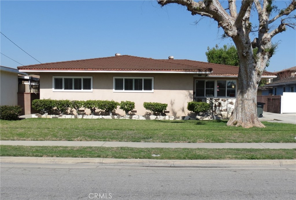 10251 Hacienda Street Property Photo