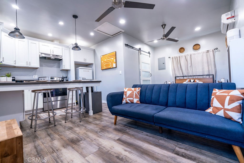 6403 Arlington Avenue Property Photo