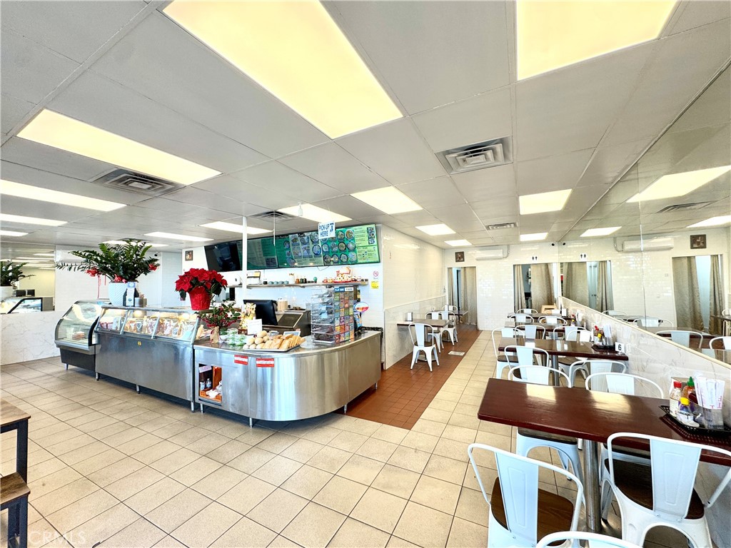 14087 Euclid Street Property Photo