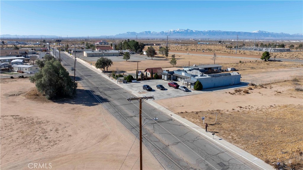 18026 Jonathan Street Property Photo 10