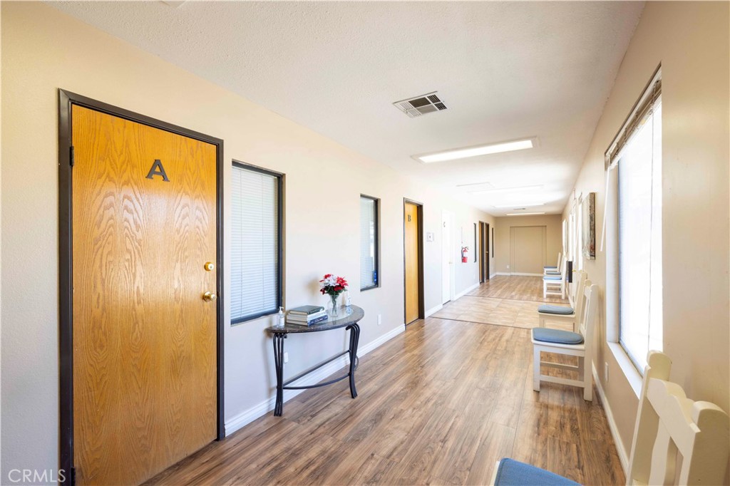 18026 Jonathan Street Property Photo 14