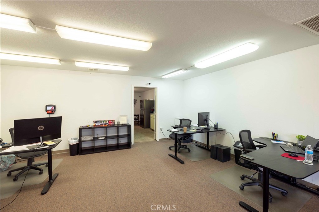 18026 Jonathan Street Property Photo 21