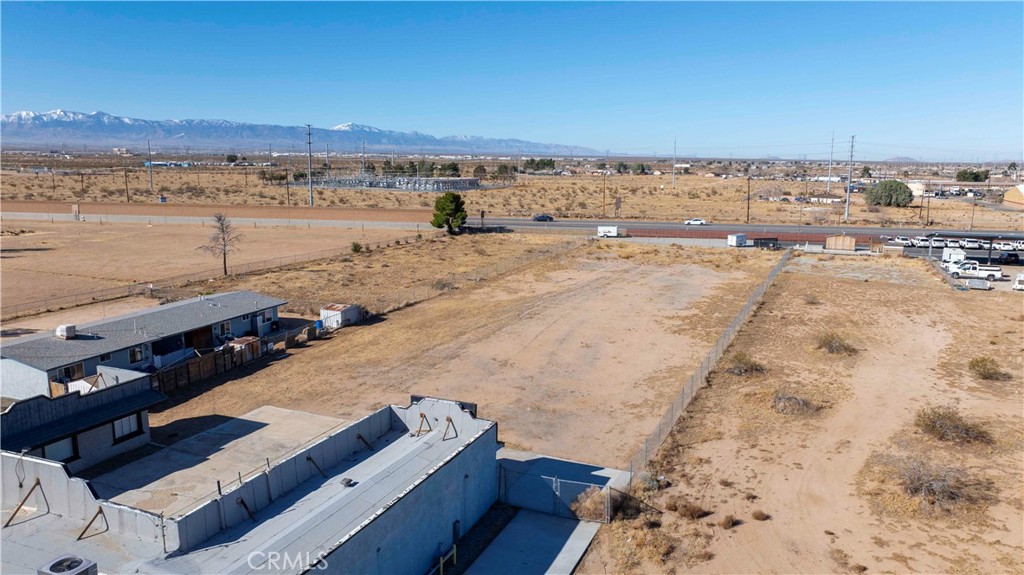 18026 Jonathan Street Property Photo 28
