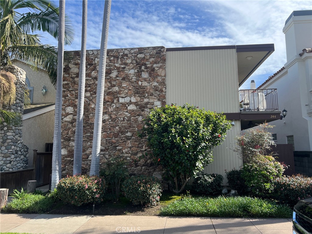 244 5th Street Property Photo 2