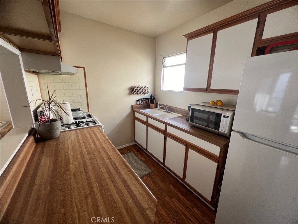 244 5th Street Property Photo 7