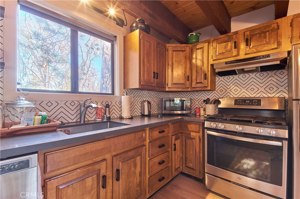 43535 Shasta Road Property Photo 26