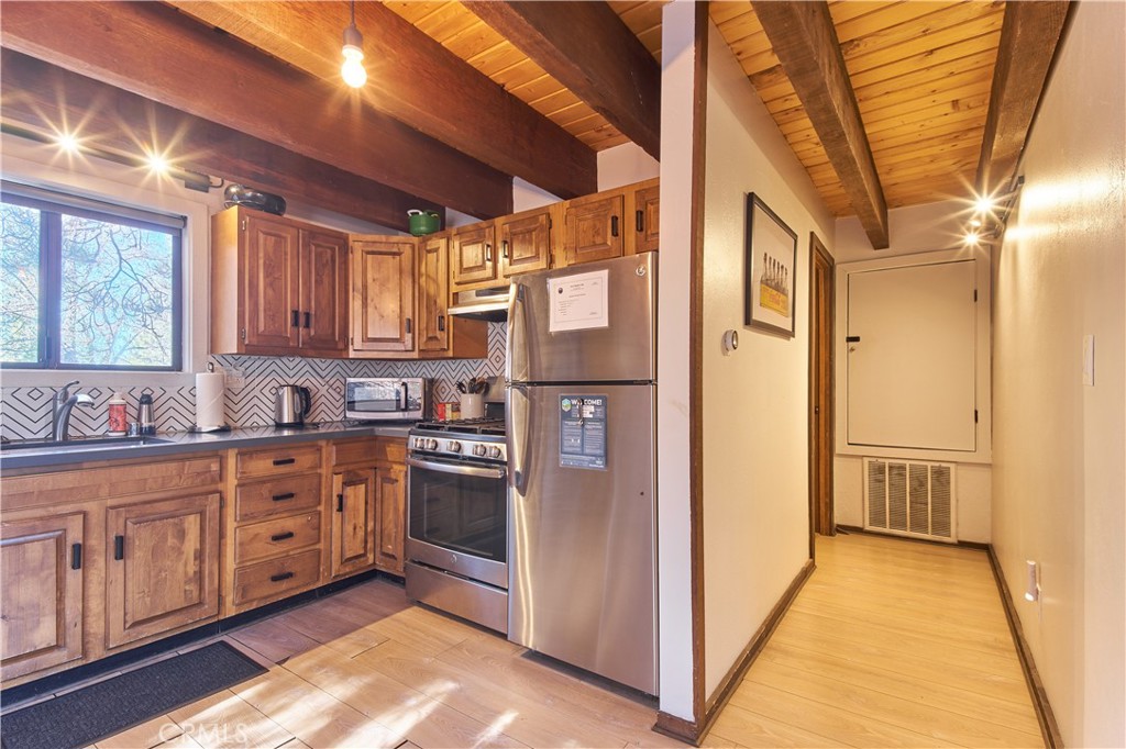 43535 Shasta Road Property Photo 28