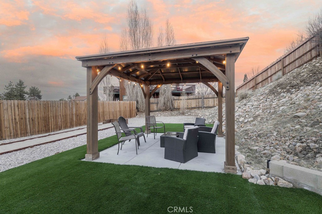 222 Crimson Circle Property Photo 3
