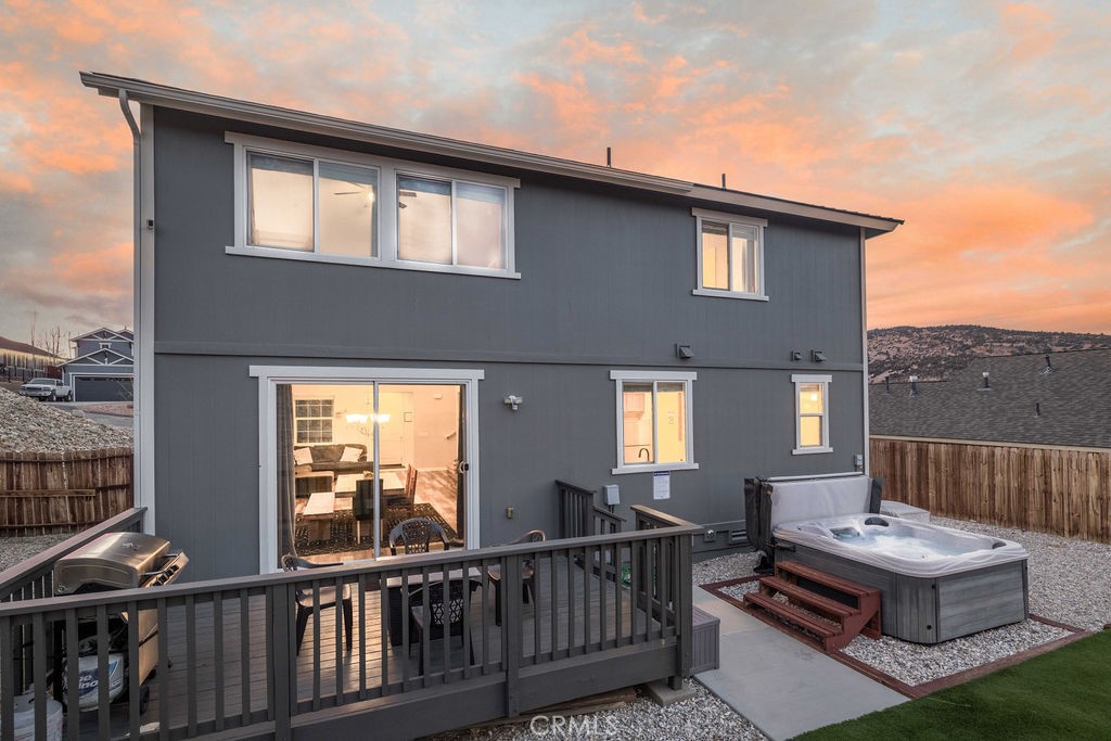 222 Crimson Circle Property Photo 5