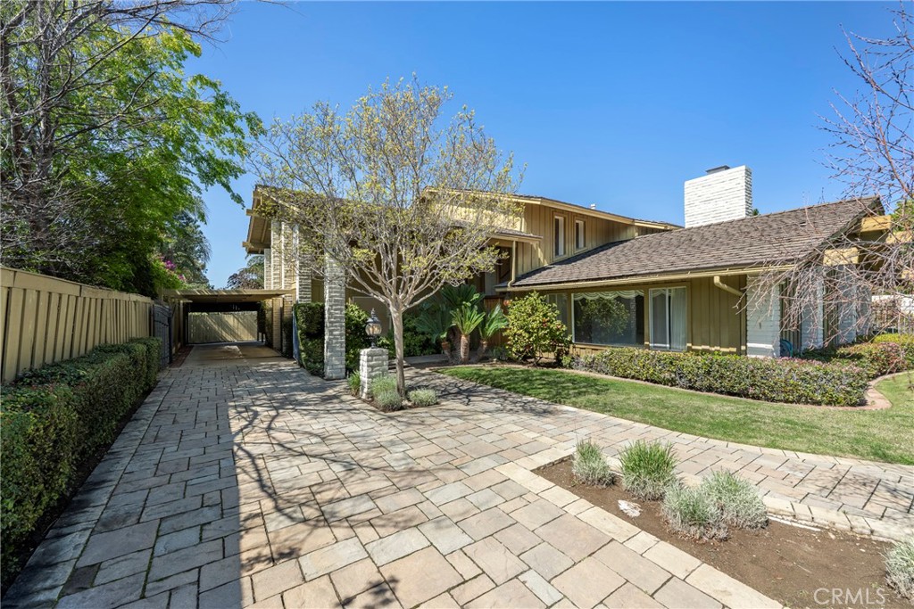 5661 Sunmist Drive Property Photo
