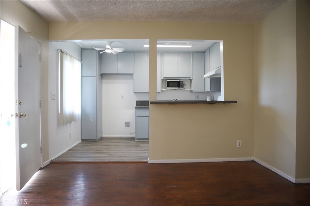 1751 Orizaba Ave 5 Property Photo