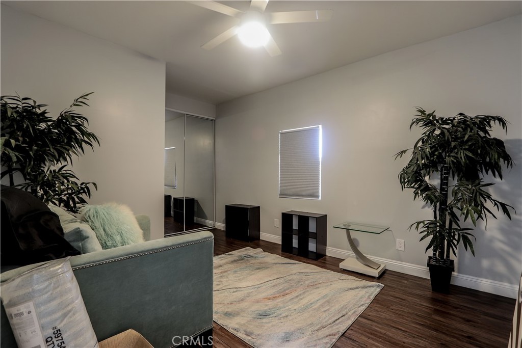 7111 S Broadway Property Photo 13