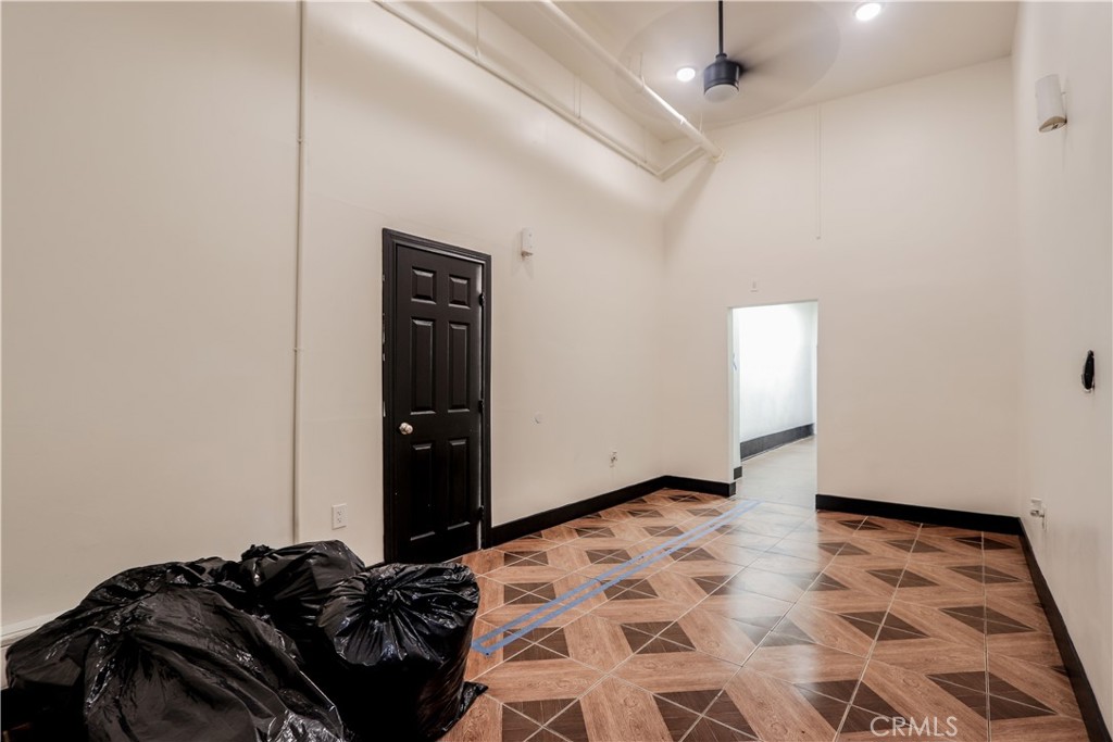 7111 S Broadway Property Photo 52