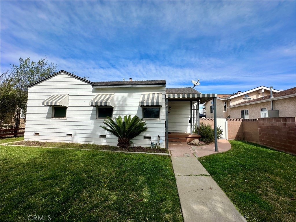2611 Manhattan Beach Boulevard Property Photo
