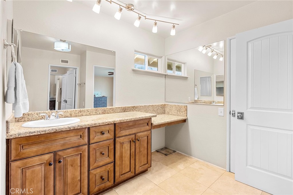 30746 E Sunset Drive S Property Photo 36