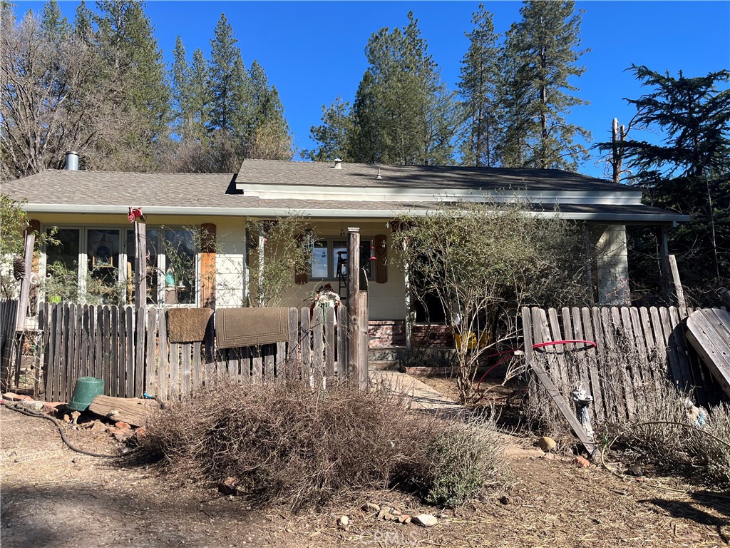 16385 Clapboard Road Property Photo