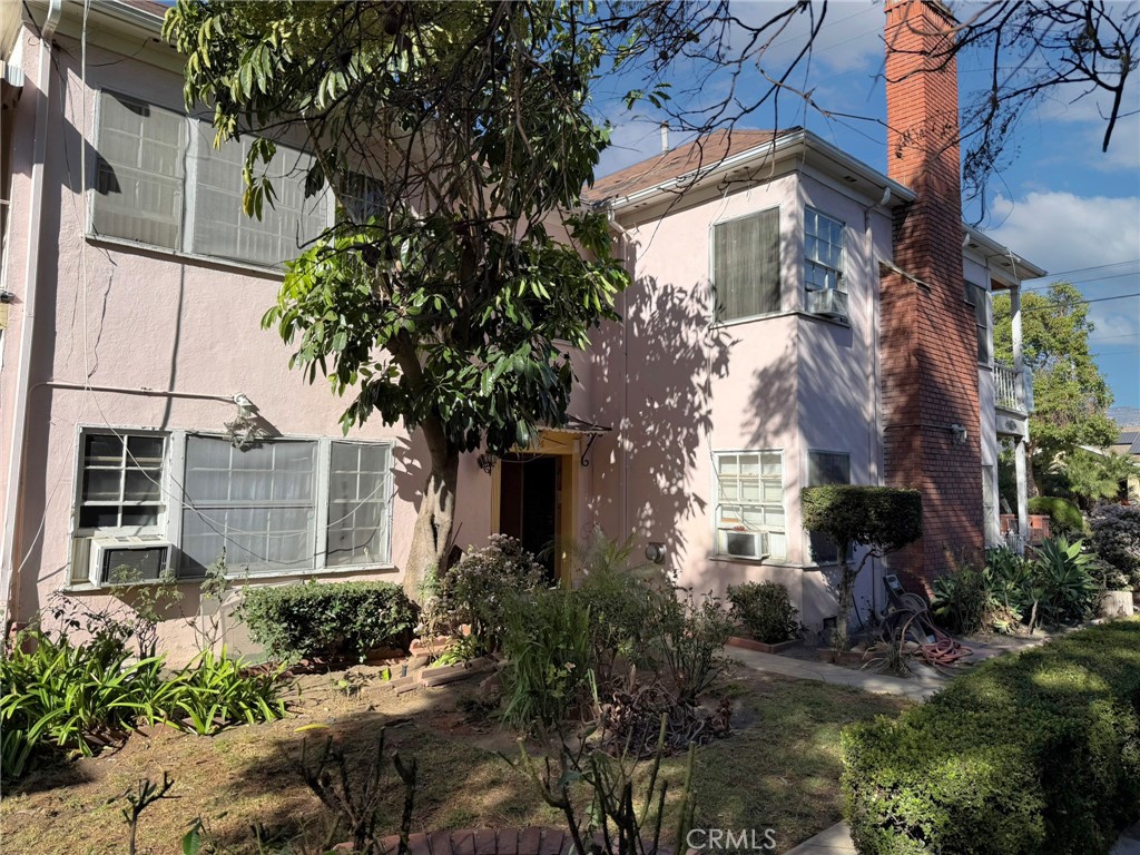 416 422 E Windsor Road Property Photo 6