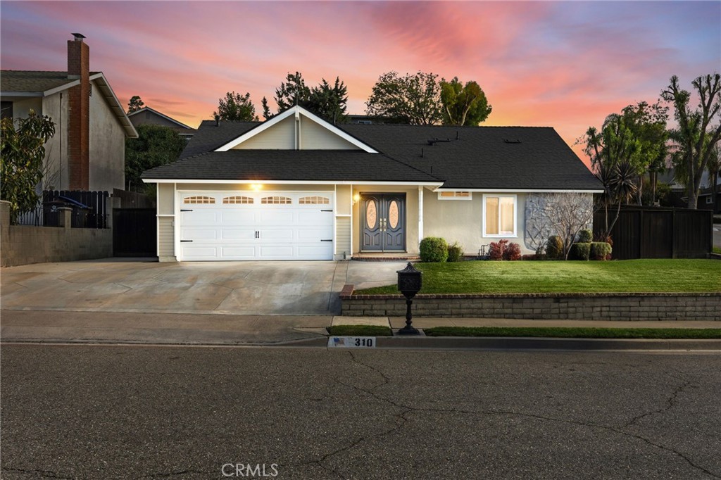 310 Lotus Place Property Photo