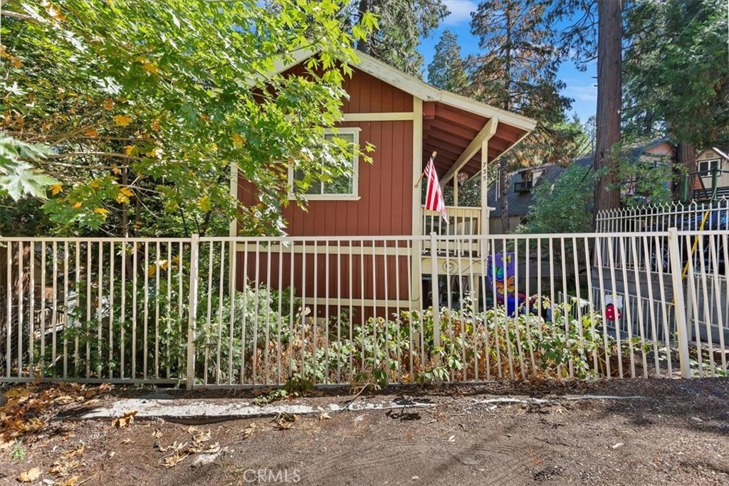 735 Ca-138 Property Photo 4
